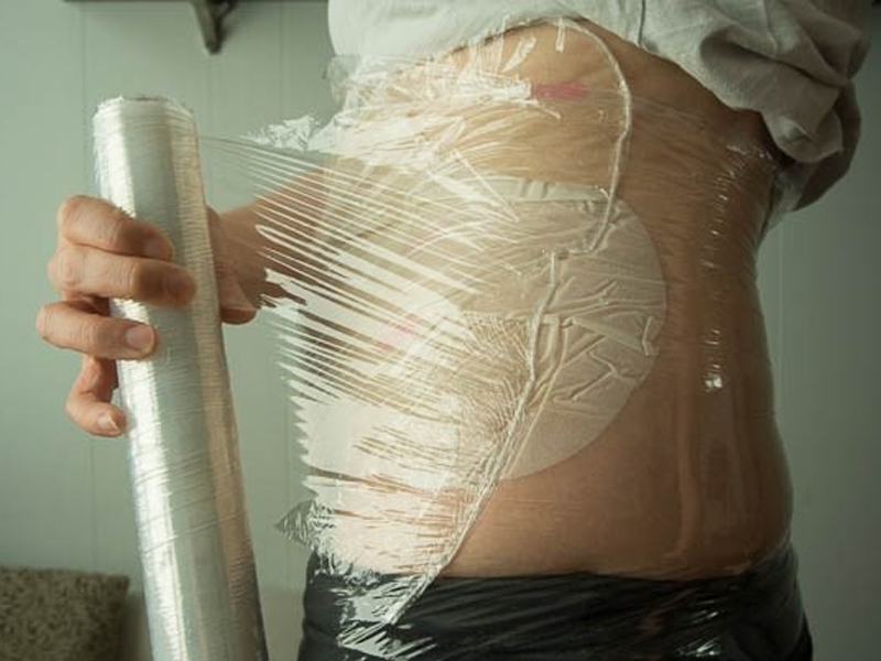 co-the-tu-vong-neu-dung-mang-boc-thuc-pham-de-giam-can