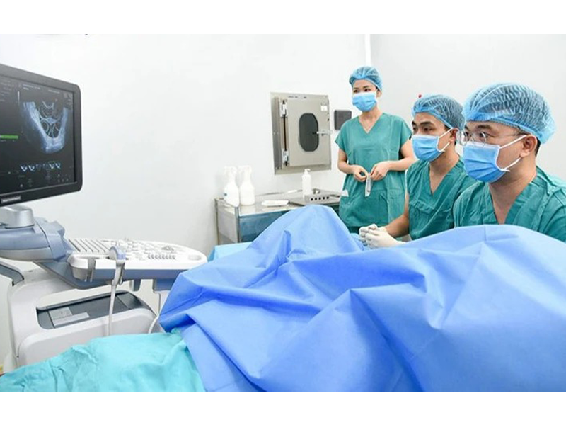 giay-phut-lam-me-sau-11-nam-ban-nha-6-lan-thu-tinh-nhan-tao